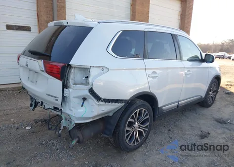 2017 Mitsubishi Outlander Se/Sel z USA, uszkodzony, nr VIN JA4AD3A34HZ016514